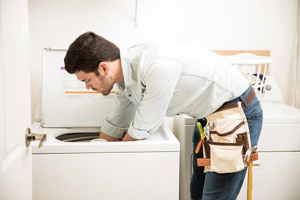 Professional washing machine repair service in Bur Dubai, Dubai - Same-day washer repair service